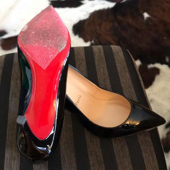 Authentic Christian Louboutin Classic Patent Pump - Picture 4 of 4